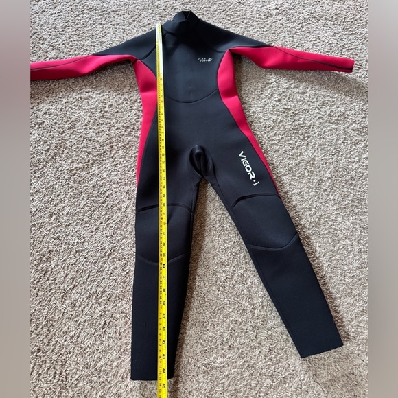 Hevto Childs Full Wetsuit Youth Size 12 Spirit Vigor 3/2 Red Black - Picture 3 of 4